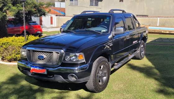 FORD RANGER 3.0 LIMITED 4X4 CD 16V TURBO ELETRONIC DIESEL 4P MANUAL